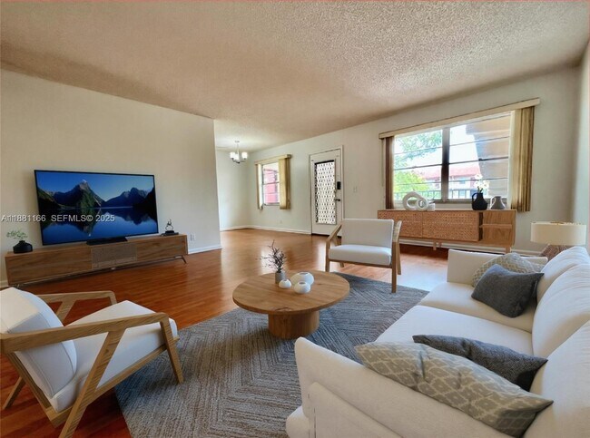Building Photo - 801 SW 133rd Terrace Unit 317K