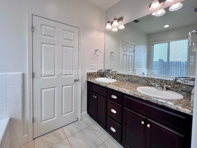 Photo - 3415 Brimhall Ln