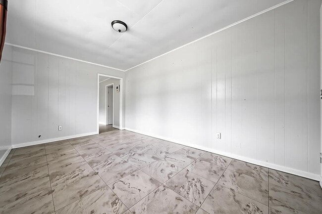 Photo - 2310 Kabee St