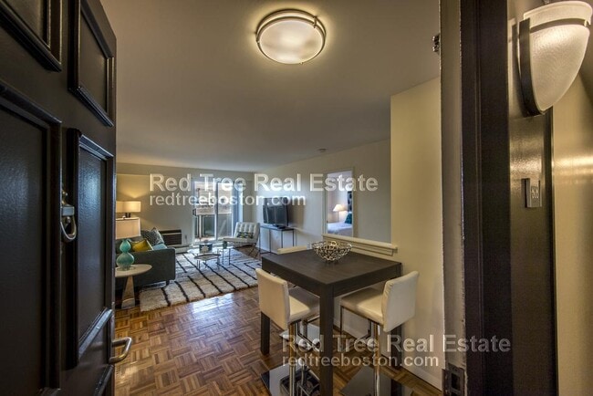 175 Freeman St Unit 602
