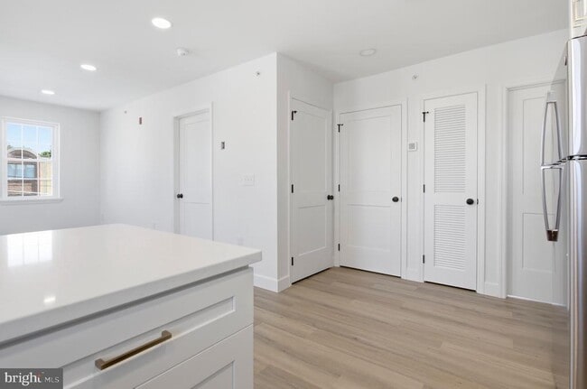 21 W Front St Unit 3A