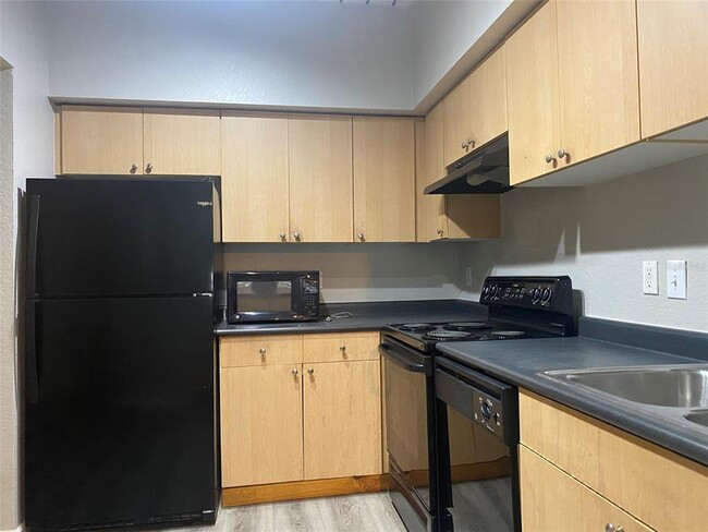 520 S Armenia Ave Unit 1228
