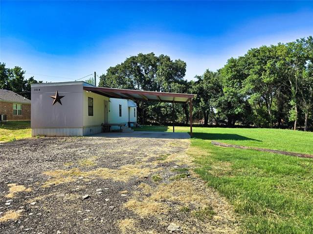 Photo - 1014 E 3rd St