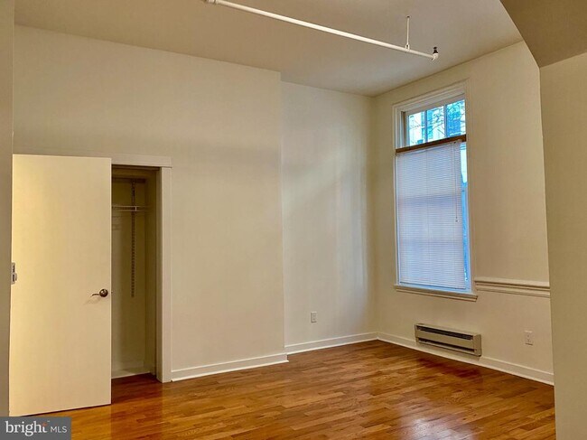 Photo - 1300 Spruce St Unidad 1E