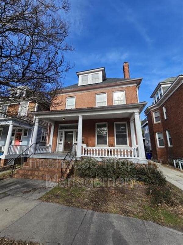 Building Photo - 718 W Princess Anne Rd Rental