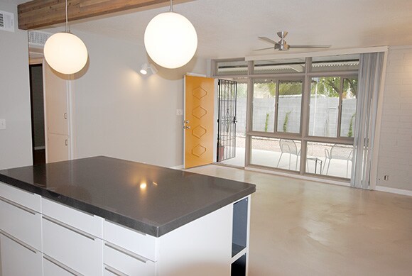 Photo - 425 W Colter St Unidad B