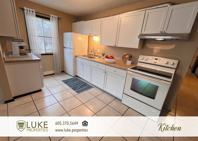 Photo - 2108 W 10th St Unit 2