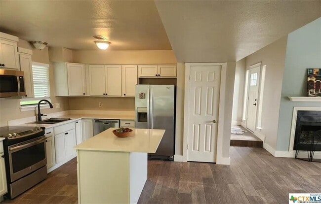 Photo - 305 Forest Dr