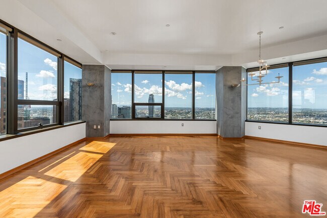 1100 Wilshire Blvd Unit 2911