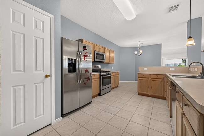 Photo - 6807 Lauderwick Ct