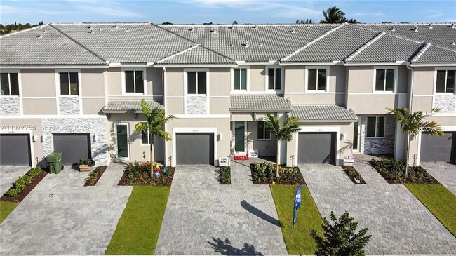 Photo - 1381 SE 7th Ter