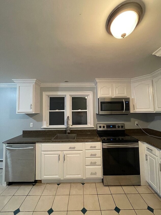 Photo - 215-17-217 85th Ave (Queens, NY)