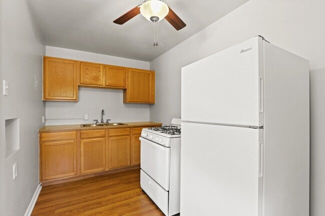 Skylark Apartments