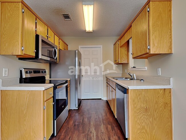 Photo - 109 W Tahoe Dr