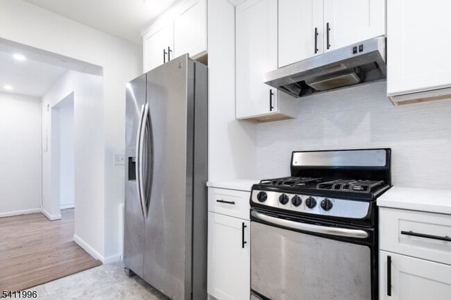 Building Photo - 59-61 Brighton Ave Unit 20