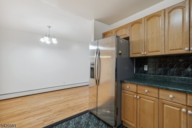 Photo - 66 Atlantic St Unit 1