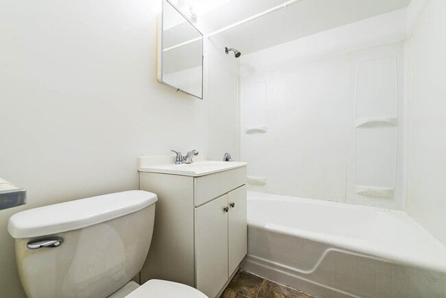 Photo - 14133 S School St Riverdale, IL 60827