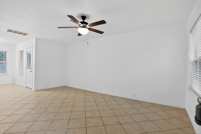 Photo - 17627 S Summit Canyon Dr