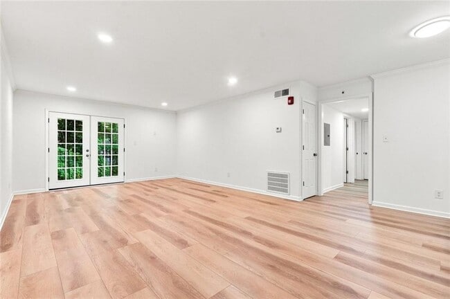 Photo - 5095 Roswell Rd NE Unit 203