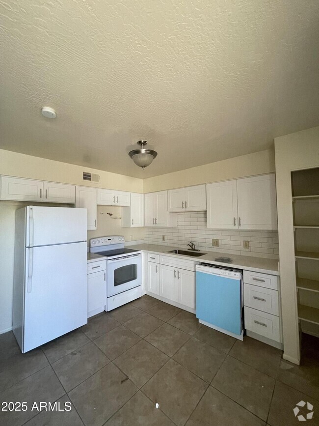 Building Photo - 1914 W Village Dr Rental