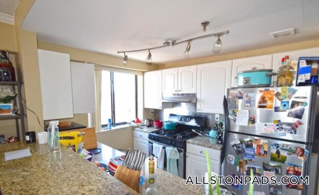 Photo - 15 N Beacon St Unit 602