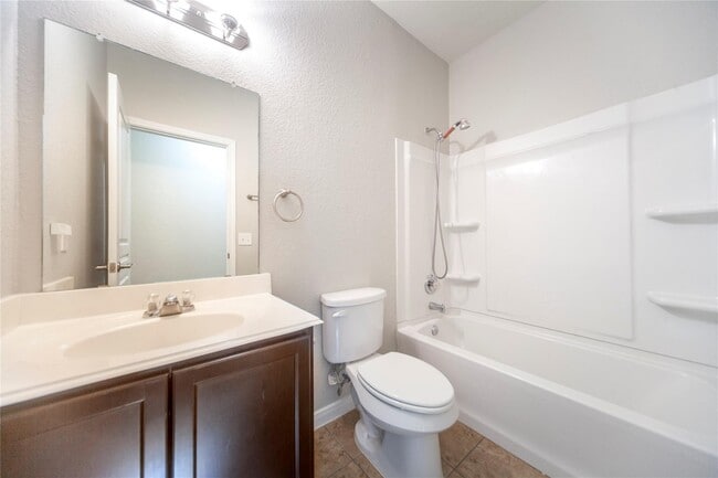 Photo - 6535 Dayridge Ln