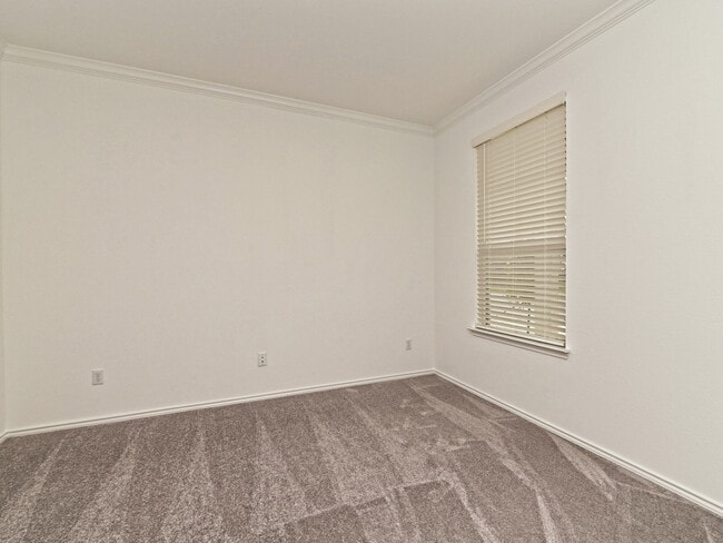 Photo - 1625 Holly Lk Dr