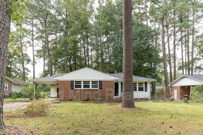 Photo - 1311 Dogwood Ln NW House