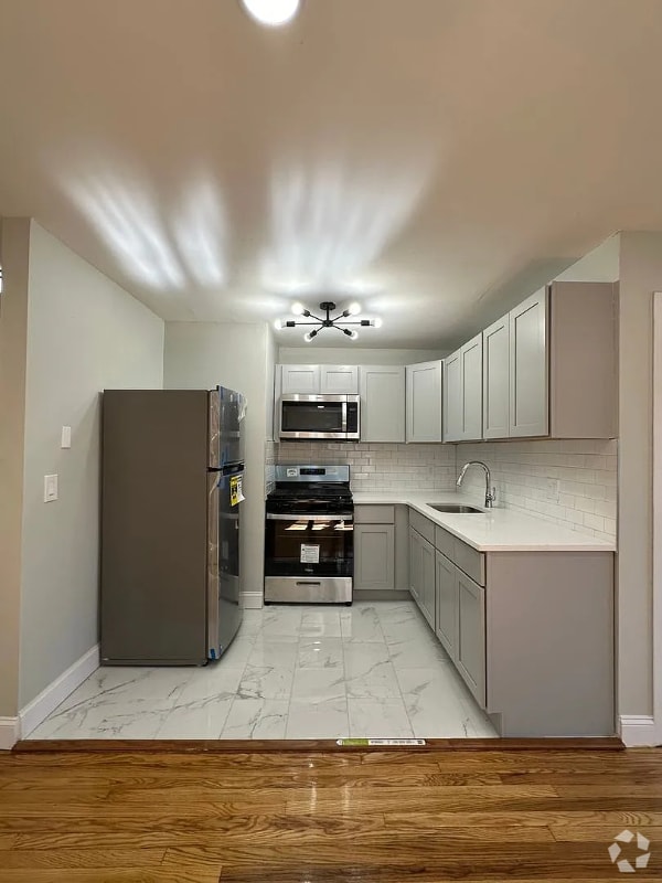 Building Photo - 346 Franklin Pl Rental