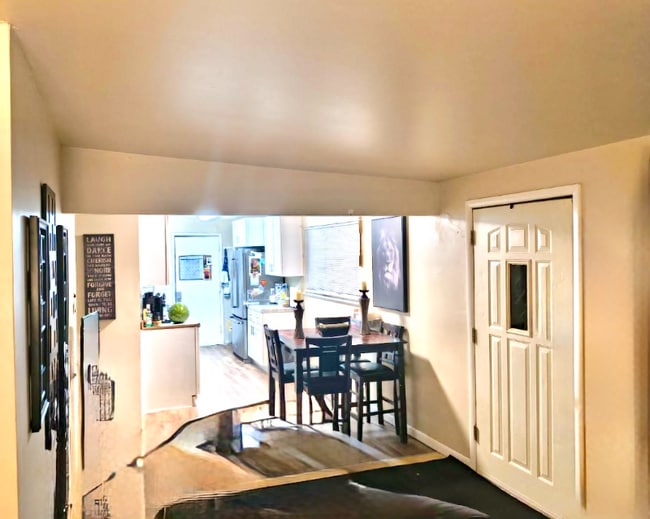 Photo - 2897 S 3050 W