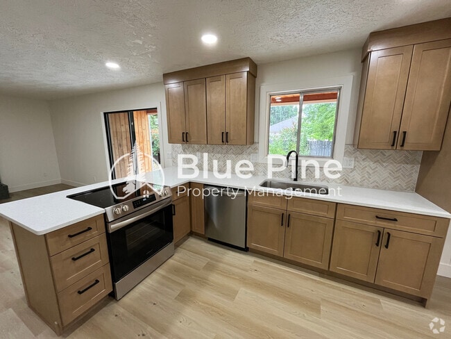 Building Photo - 3095 Disney Dr Rental
