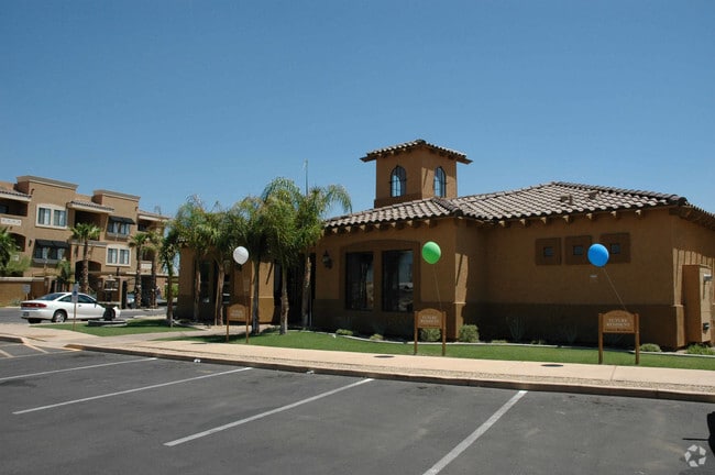 Photo - Colonia Del Sol Apartments