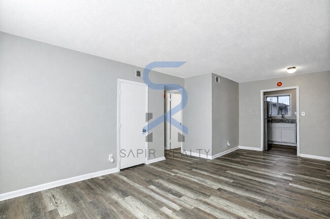 Photo - Newly Updated All-Electric 2BR/1.5BA in Campbelton Rd Unidad 2