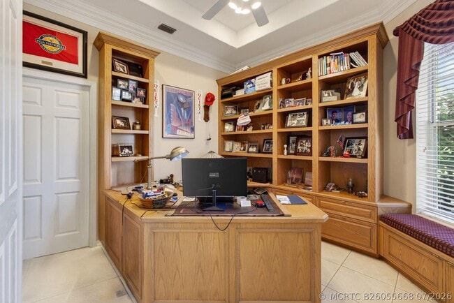 1048 Diamond Head Way