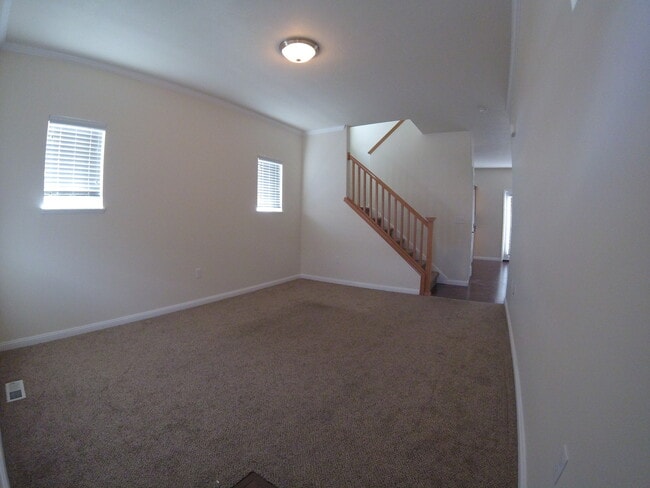Photo - Beautiful Draper Town Home
