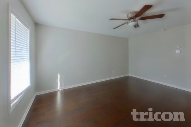 Photo - 234 Nicene Ct