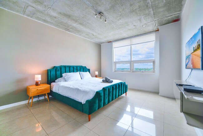 Photo - 3250 NE 1st Ave Unidad FL10-ID1022231P