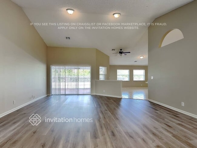 Photo - 2501 Stonegate Dr