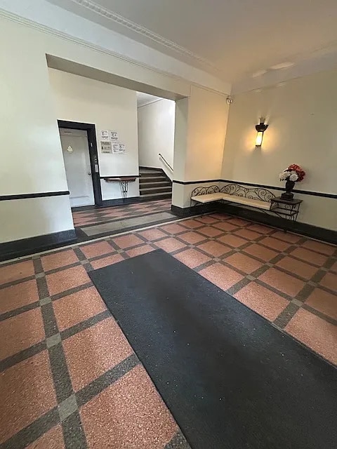 Photo - 63-45 Wetherole St Unidad 3E