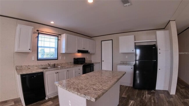 Photo - 9722 Scepter Ave