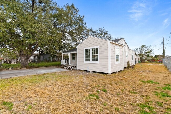 Photo - REMODELED 3 BEDROOM ON A CORNER LOT