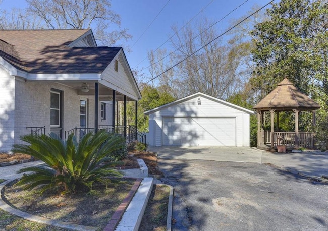 Photo - Historic Earlewood Neighborhood Gem: 3-Bed...