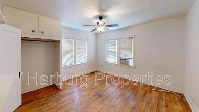 Photo - 3661 Iris Ave