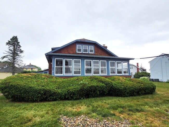 Building Photo - 31 Highland Ter