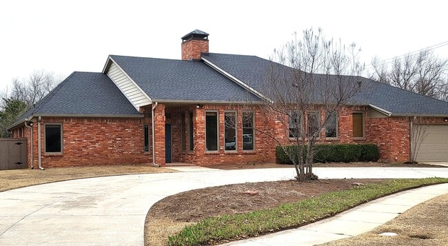 Photo - 604 Shadow Grove Ct