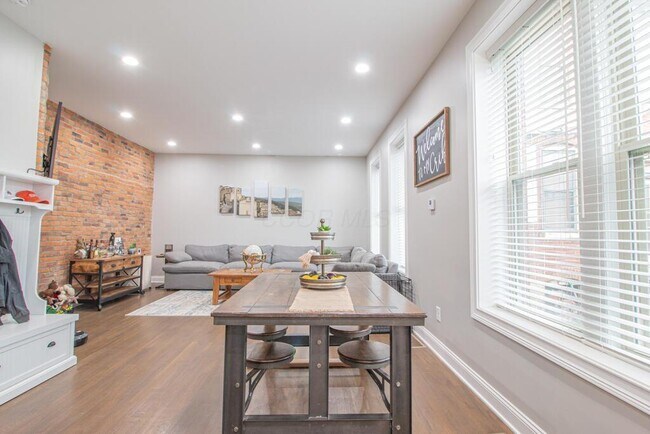 Photo - 74 1/2 N Ohio Ave