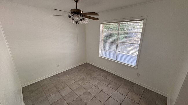 Photo - 621 Mink Dr