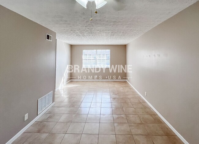 Photo - 807 Turtle Creek Dr N