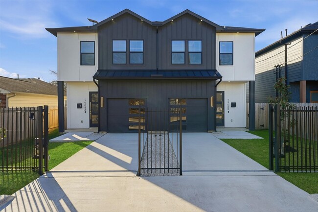 Photo - 7908 Brandon St