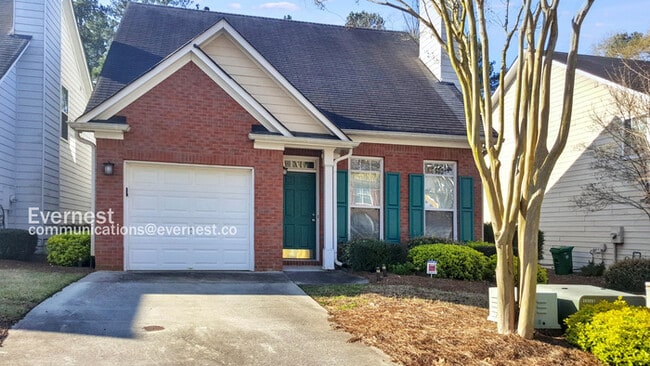 Building Photo - 1440 Gates Cir SE Rental